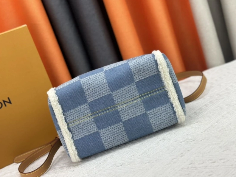 Lightweight LX Speedy Bags 23004