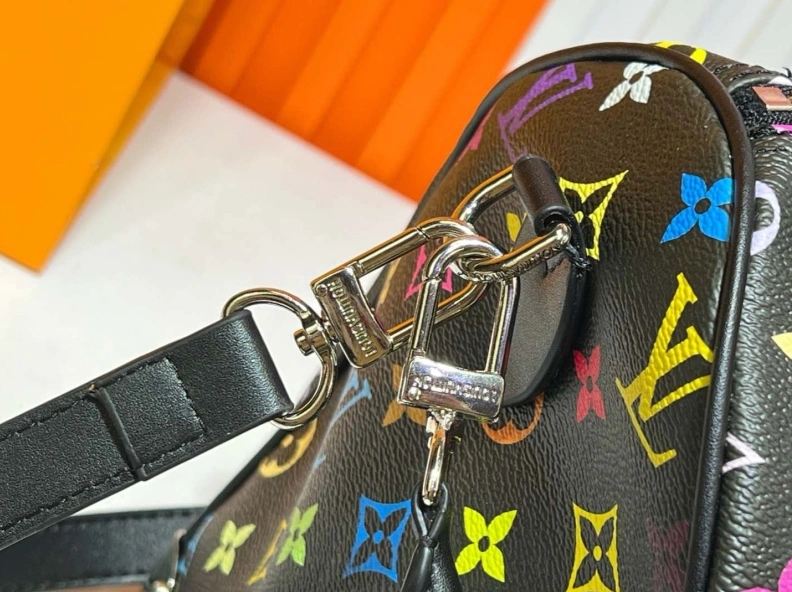 WellDesigned LX Speedy Bags 23000