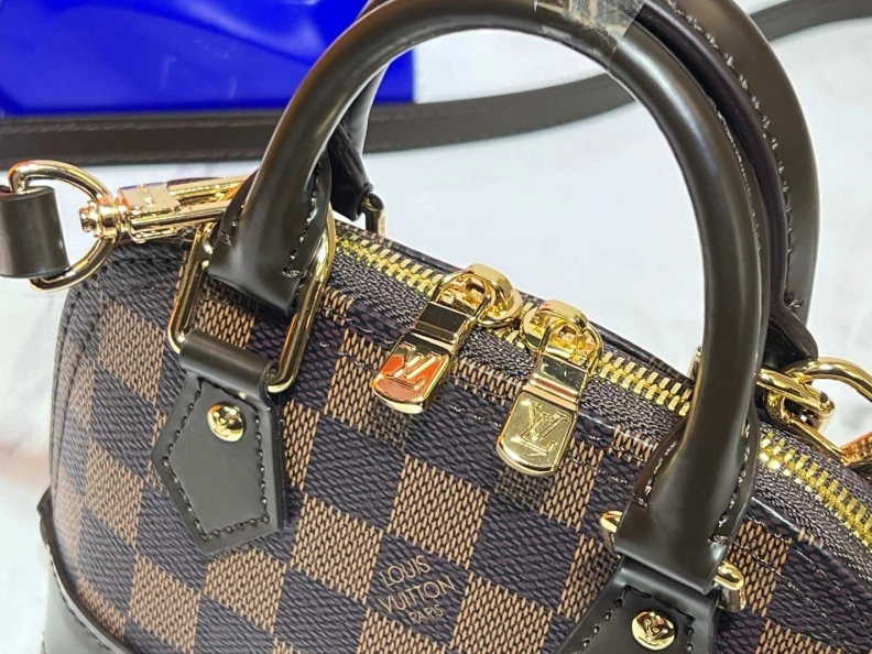 LX Top Handle Bags Timeless 22904