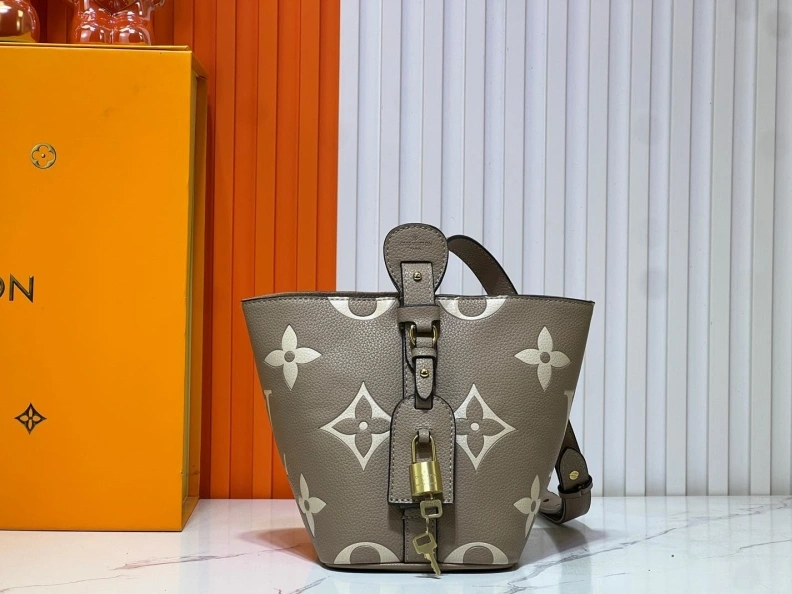 LX Shopping Bags Affordable 23102