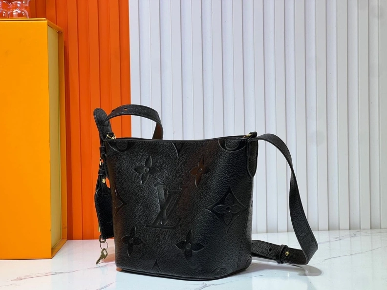 Breathable LX Shopping Bags 23094