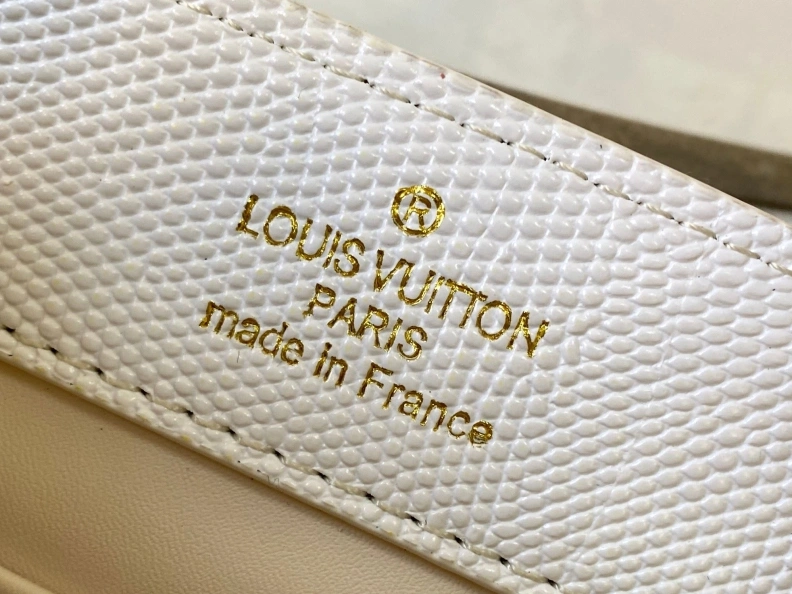 Lightweight LX Caxucines Bags 23376