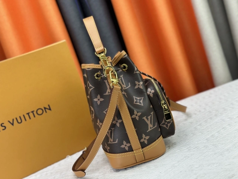 LX Bucket Bags Modern 23429