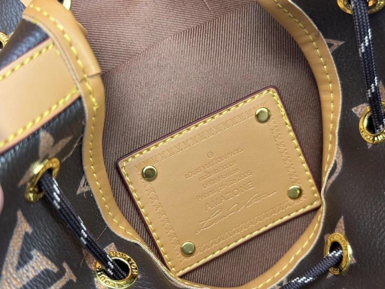 LX Bucket Bags Modern 23429