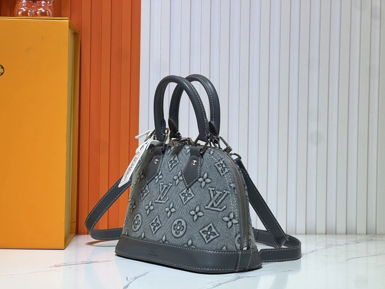 DailyWear LX Top Handle Bags 22901