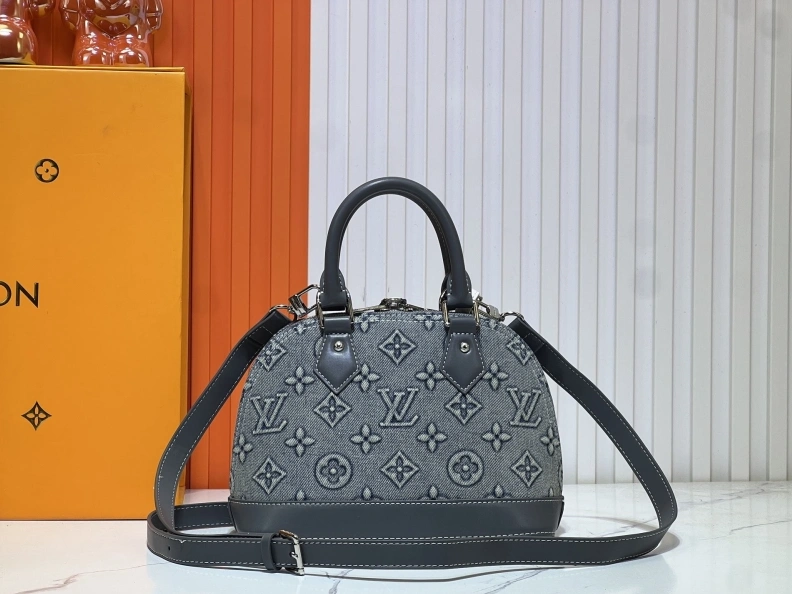 DailyWear LX Top Handle Bags 22901