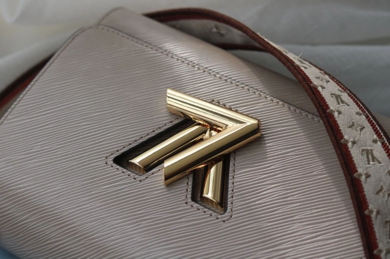 Timeless LX Twist Denim Bags 22705