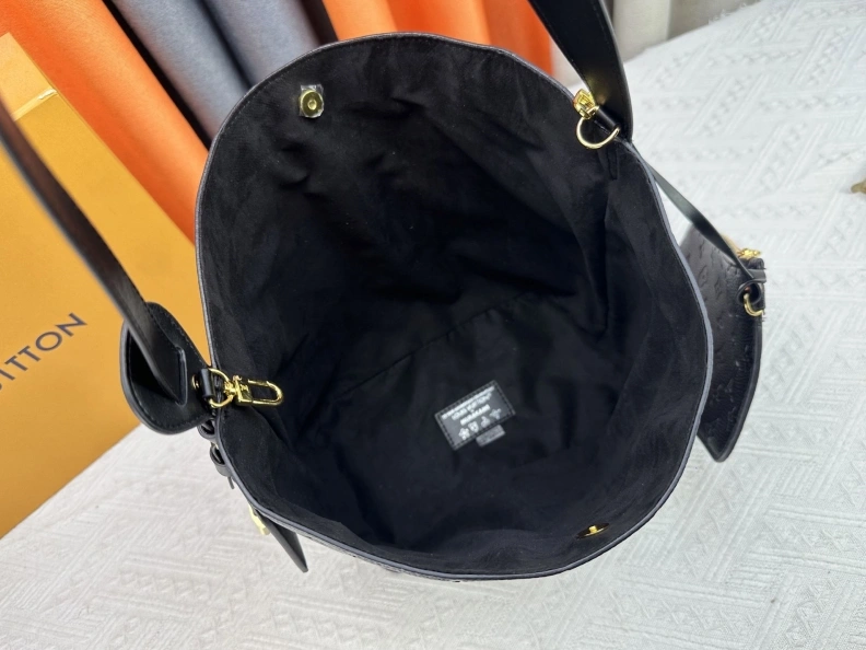 LX Top Handle Bags Practical 22877