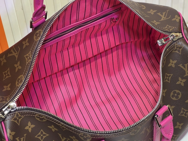 DailyWear LX Travel Bags 22781
