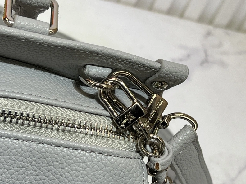 Fashionable LX Shopping Bags 23109