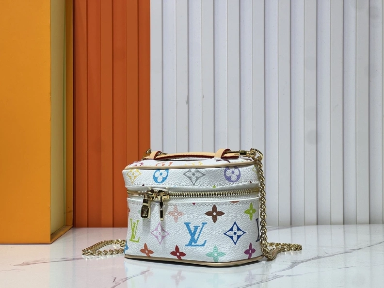 LX Cosmetic Bags Versatile 23325