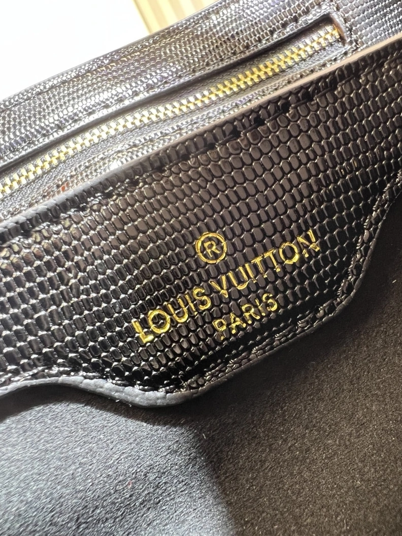 ModernLook LX Caxucines Bags 23357