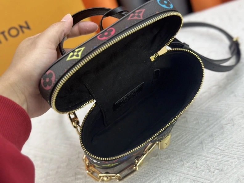 HighQuality LX Cosmetic Bags 23310