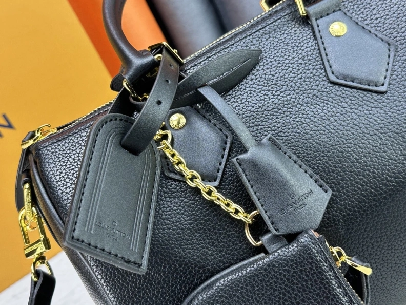 Trendsetting LX Speedy Bags 22990