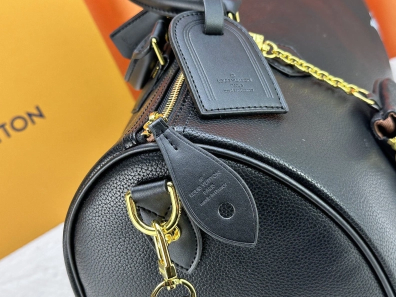 Sophisticated LX Travel Bags 22783