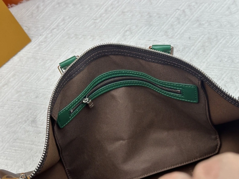 LX Travel Bags Refined 22805