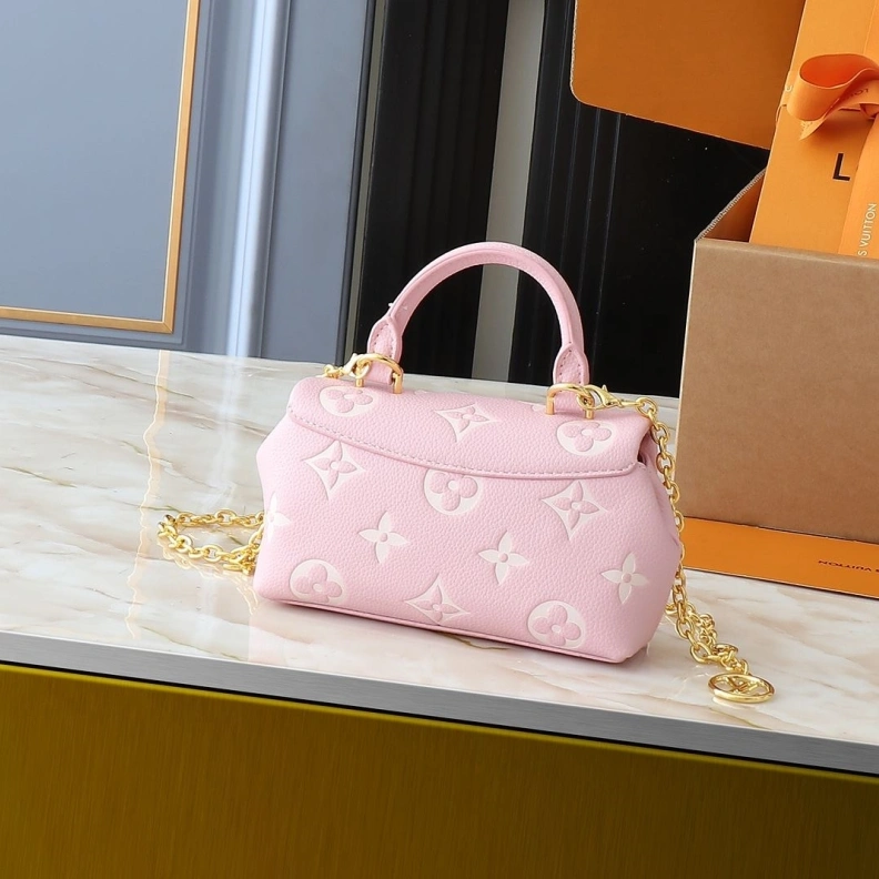 Trendsetting LX Top Handle Bags 22864