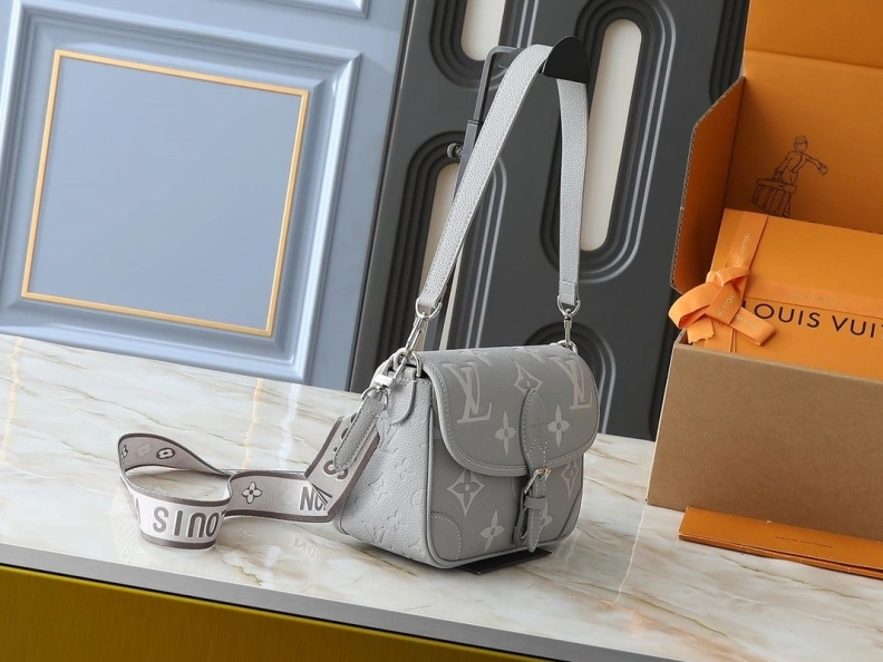 EasyMatch LX Satchel Bags 23255