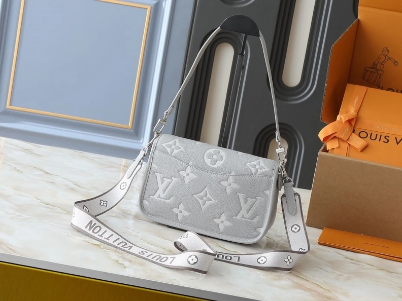EasyMatch LX Satchel Bags 23255