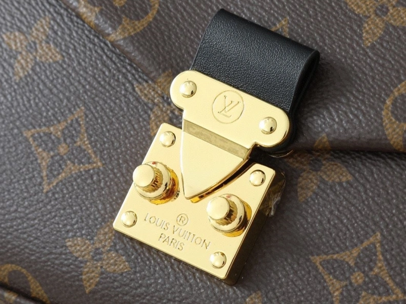 Sophisticated LX Satchel Bags 23229