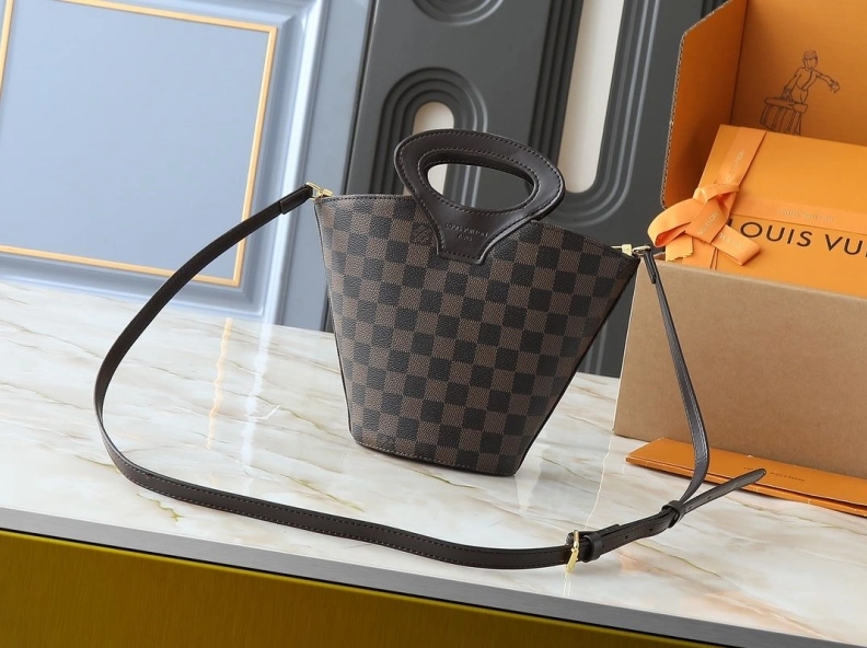 LX Bucket Bags Bright 23430