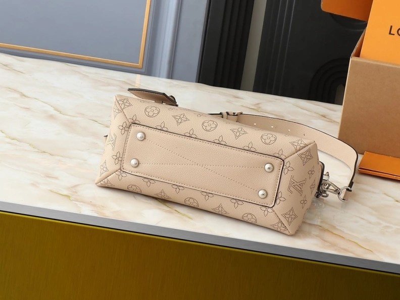 Lightweight LX Satchel Bags 23225