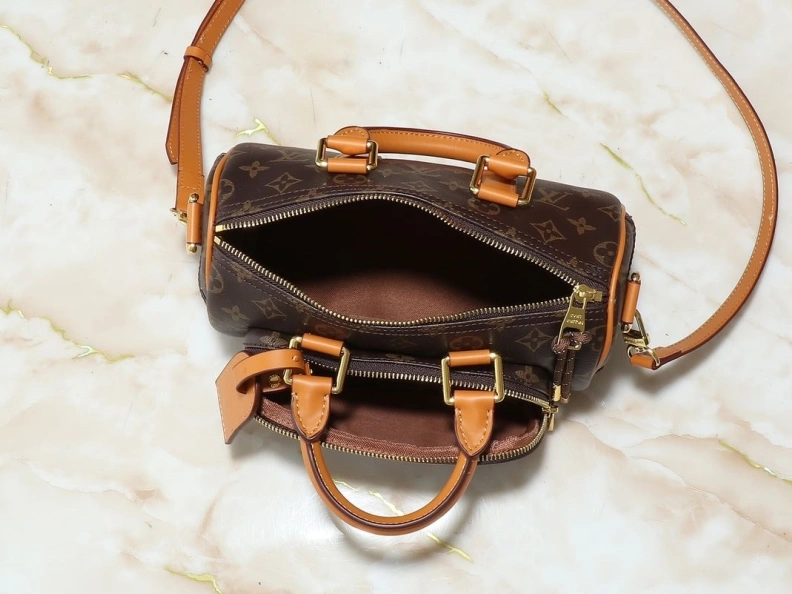 Comfortable LX Speedy Bags 22960