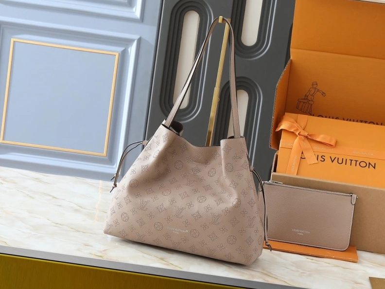 Classic LX Top Handle Bags 22854
