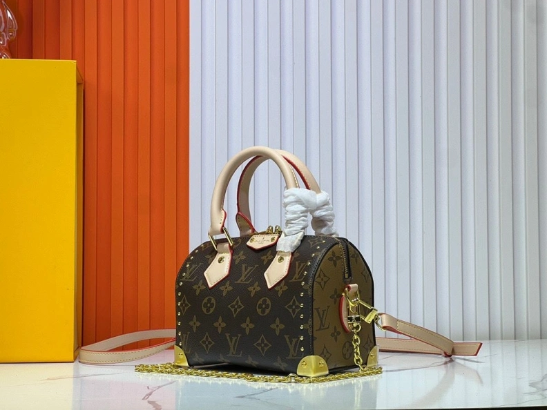 Versatile LX Speedy Bags 22947