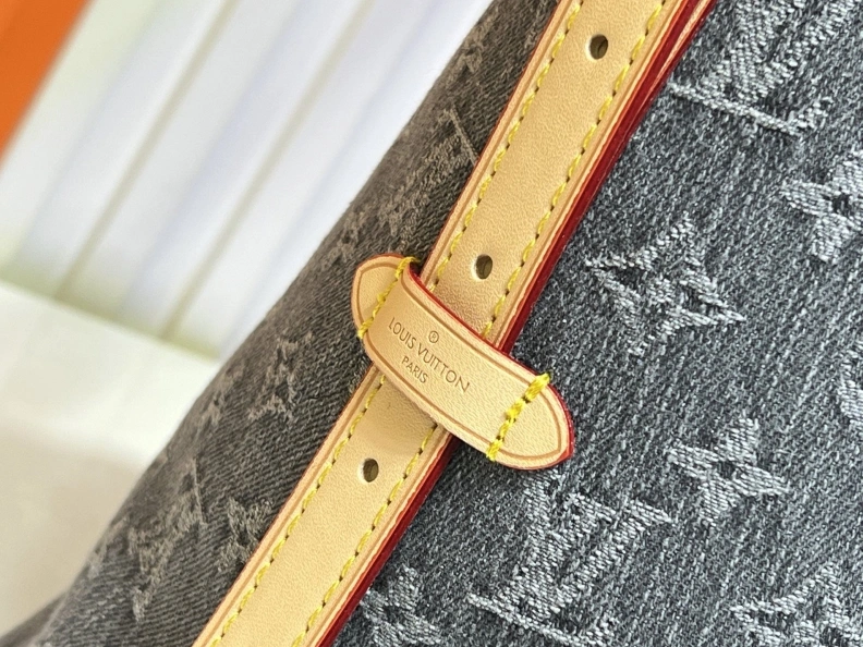 LX Top Handle Bags Reliable 22834