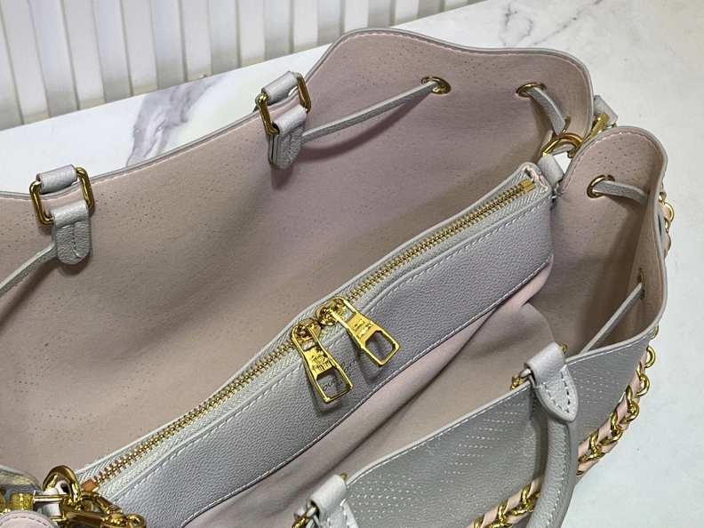 Modern LX Top Handle Bags 22836