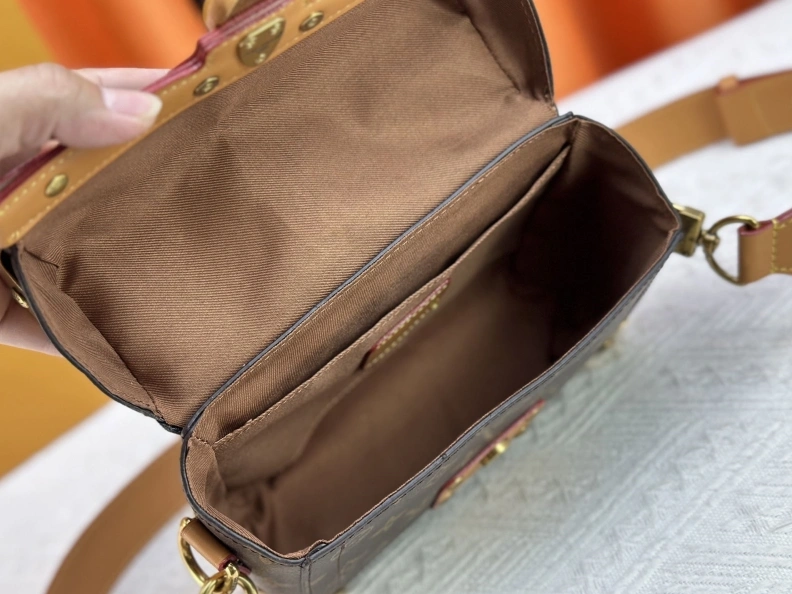 Fashionable LX Box Bags 23449