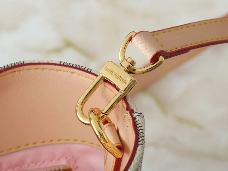 Versatile LX Bucket Bags 23422