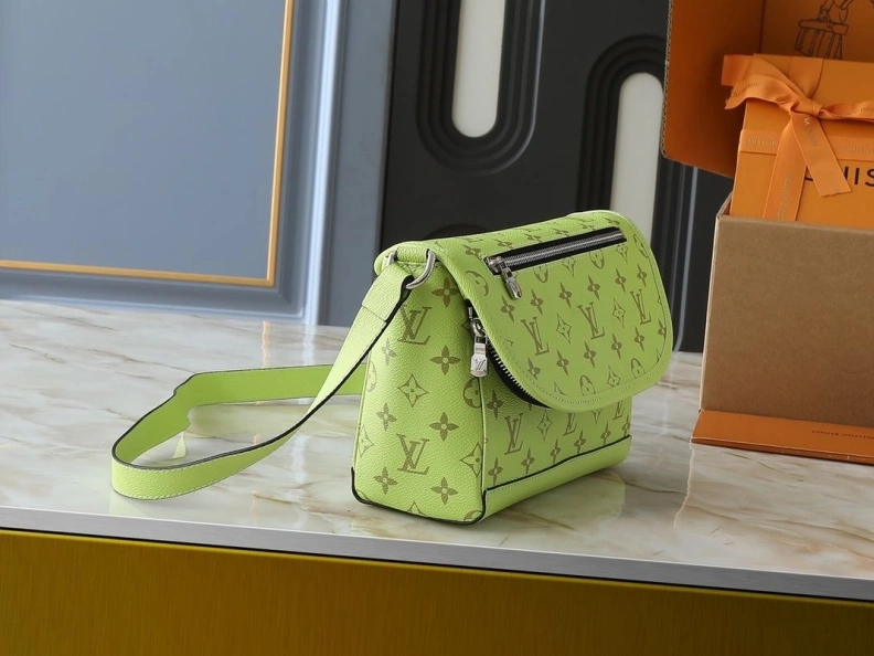 WellDesigned LX Satchel Bags 23193