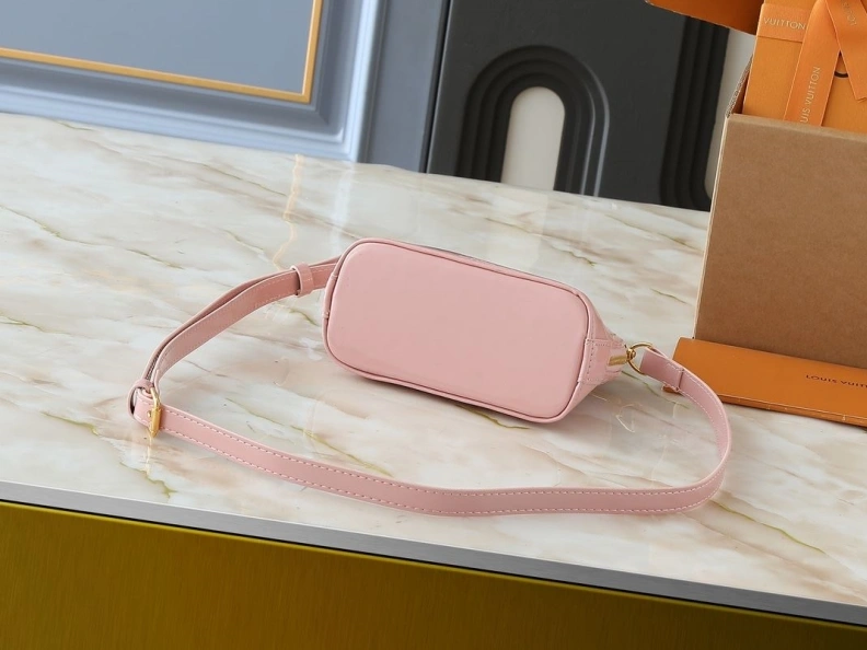 LX Top Handle Bags Bold 22824