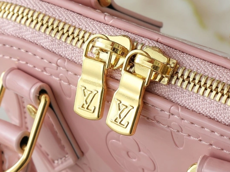 LX Top Handle Bags Bold 22824