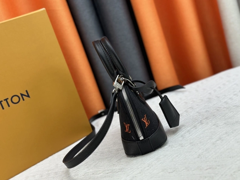 Flexible LX Top Handle Bags 22814
