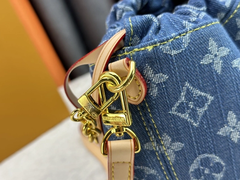 LX Bucket Bags Bold 23421