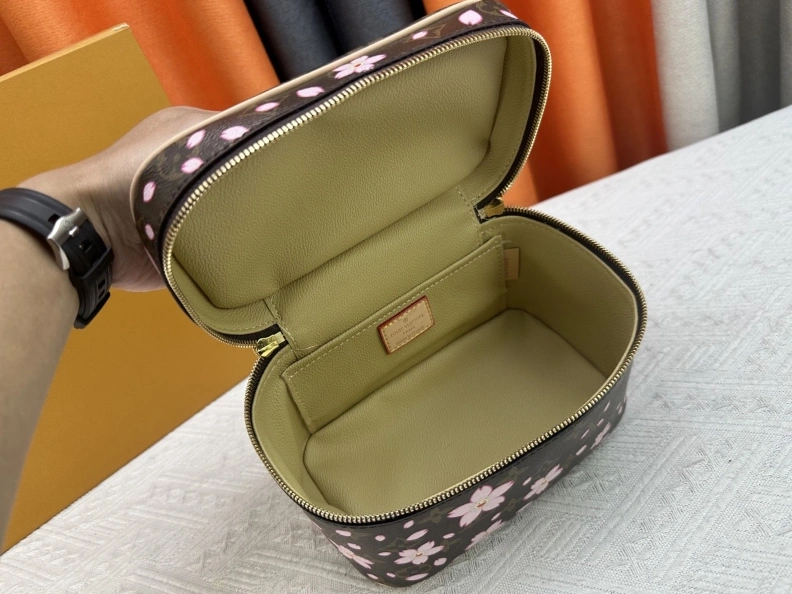 LX Cosmetic Bags Timeless 23314