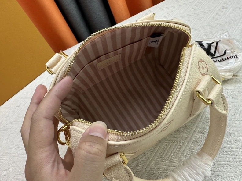 LX Speedy Bags Breathable 22942