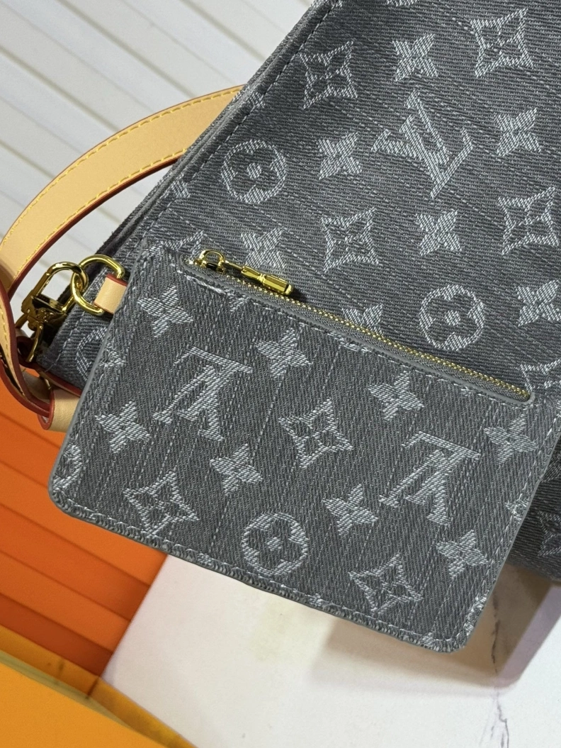 DailyWear LX Shopping Bags 23012