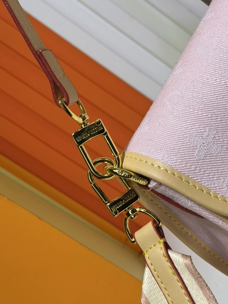 Timeless LX Satchel Bags 23136