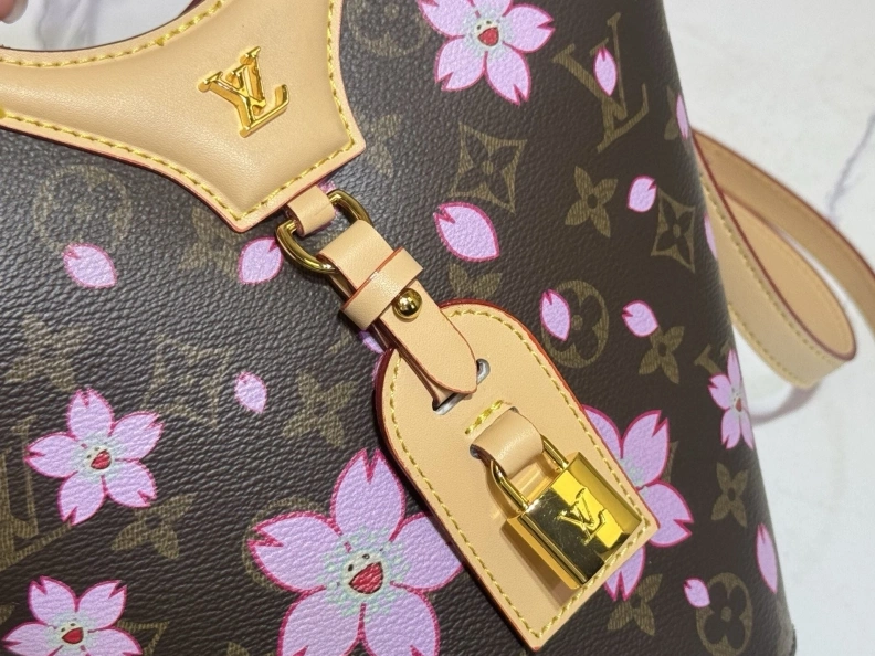 LX Top Handle Bags Cozy 22800