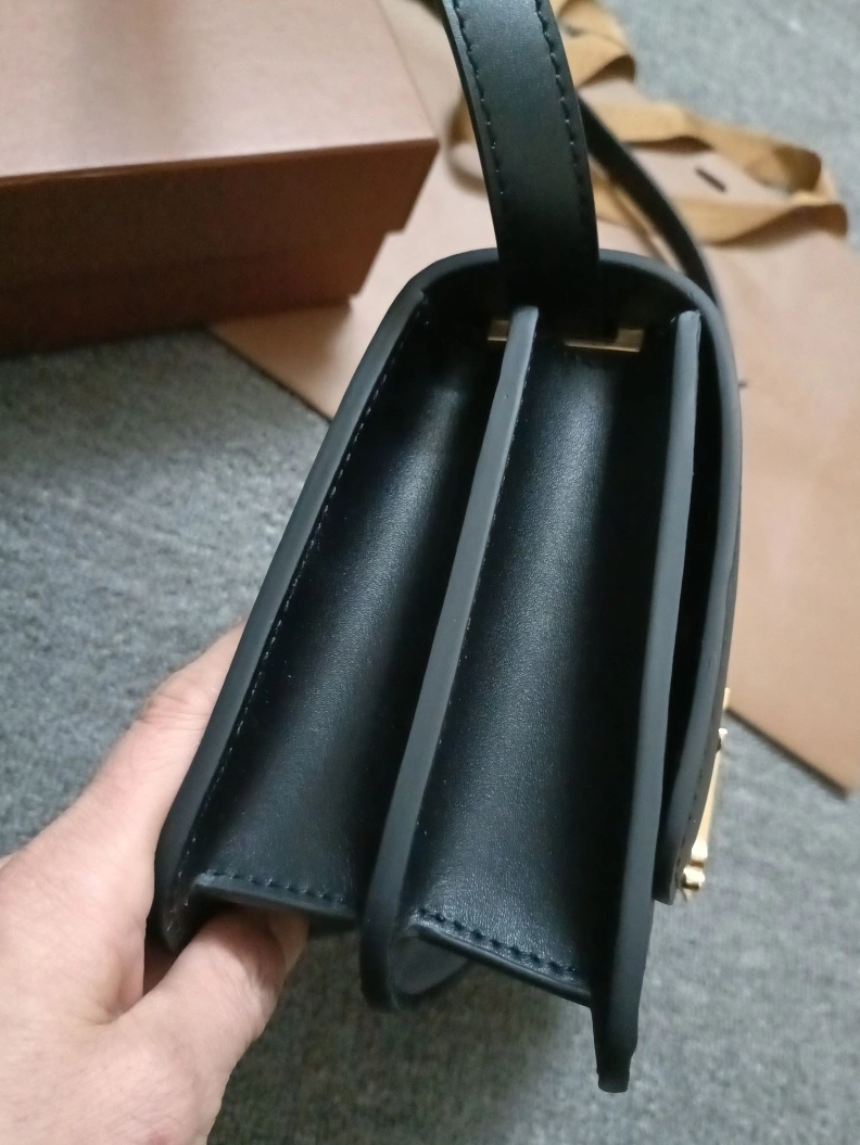 WellDesigned Bxrbxrry Satchel Bags 74952