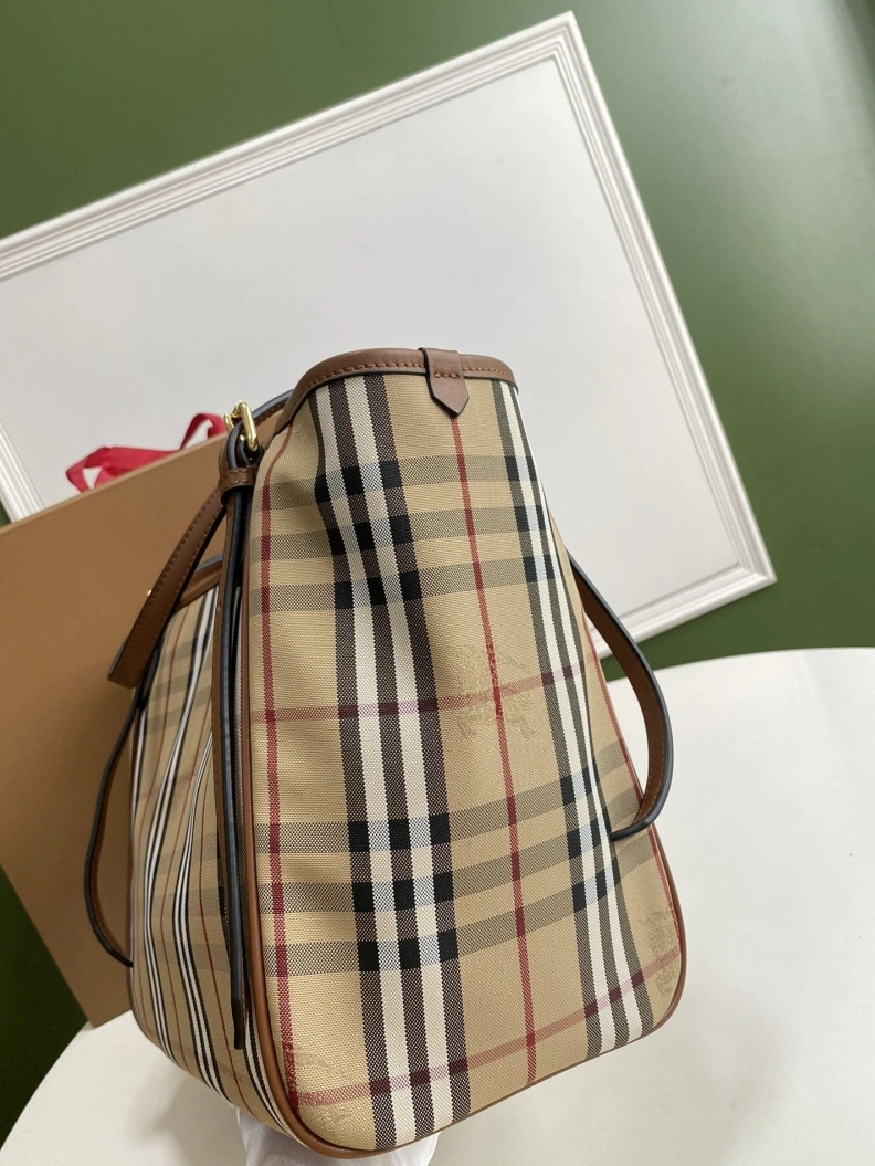 Cozy Bxrbxrry Shopping Bags 74767