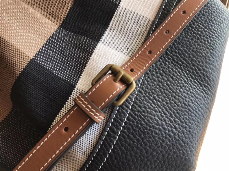Timeless Bxrbxrry Bucket Bags 74988