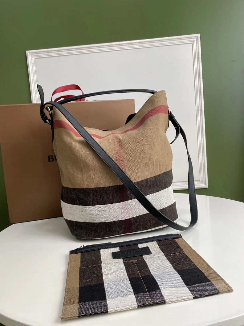 UrbanStyle Bxrbxrry Top Handle Bags 74661