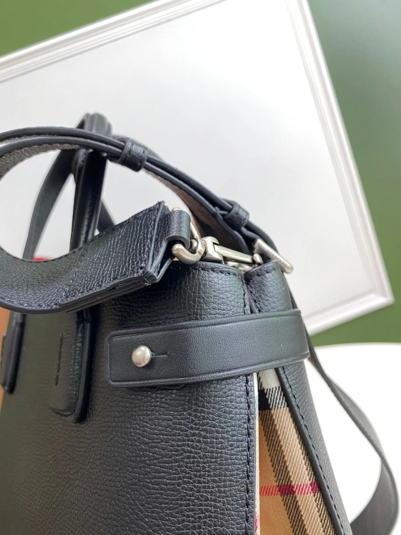 Durable Bxrbxrry Top Handle Bags 74660