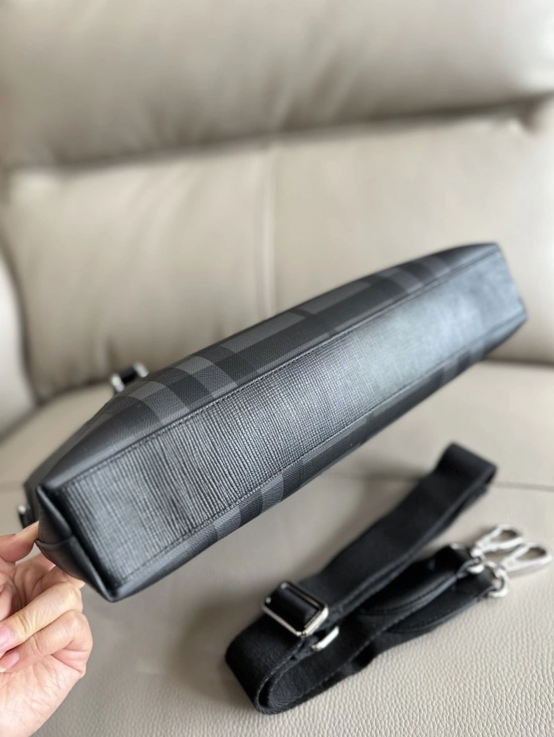 Stylish Mens Bxrbxrry Briefcases 74565