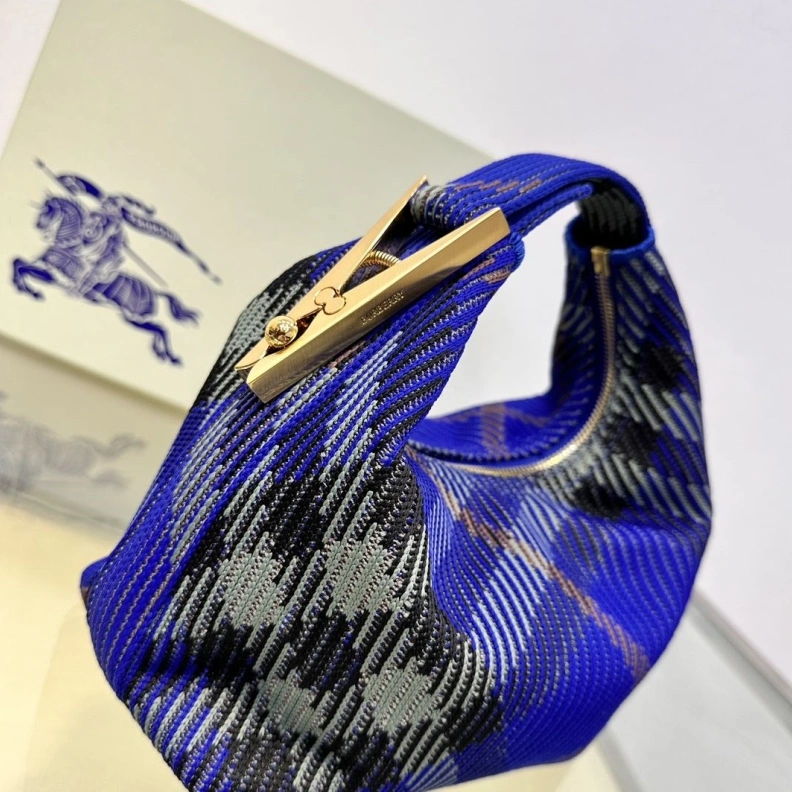 Cozy Bxrbxrry Top Handle Bags 74625